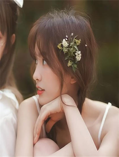 表演艺术解析：弗兰妮兰顿的自白的摄影的镜头语言与画面构图 感受表演的情感力量